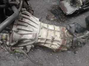 Manual Gearbox na Toyota Hilux (2008-2015)