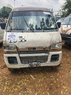 Suzuki Every 2005 Beige Shuttle Bus