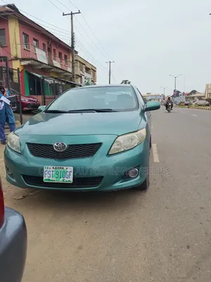 2009 Toyota Corolla LE Sedan