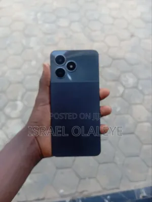Realme Note 50 64GB Blue (Na Amfani, Gilashi Ya Fasa)