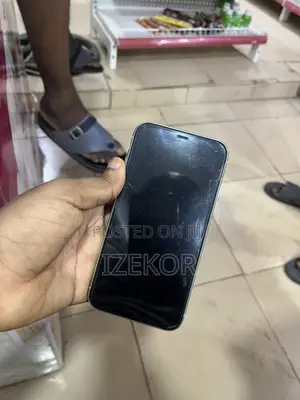 Apple iPhone 11 64GB Kore