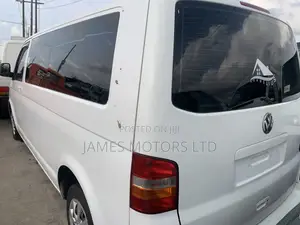 Volkswagen Transporter 2014 Fari