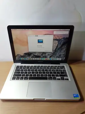 Apple MacBook Pro 2010 16GB RAM, 500GB HDD