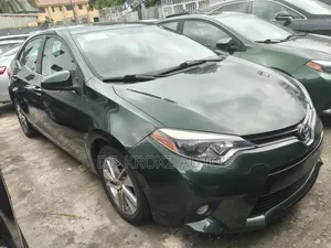 2016 Toyota Corolla LE Sedan - Green