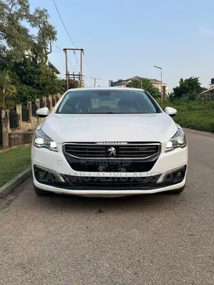 Peugeot 508 2018 Fari