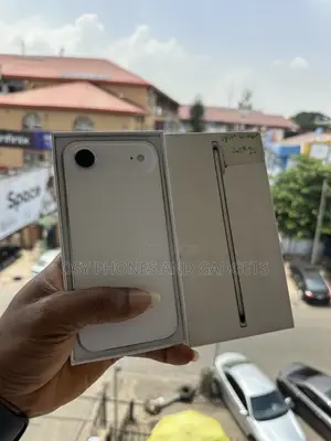 Apple iPhone 17 Air 256GB Fari (Open Box)