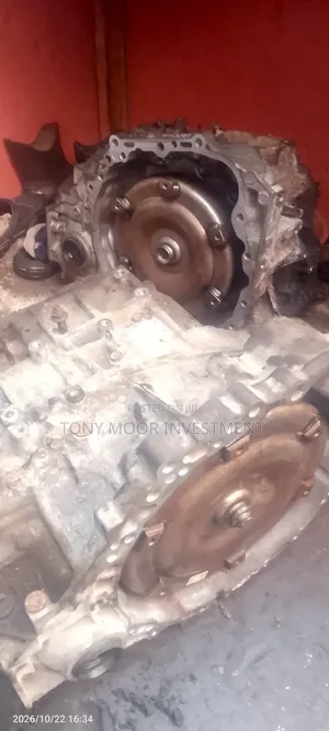 Toyota Sienna Japan Gearbox (22-Pin)