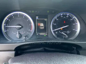 2018 Toyota Highlander XLE 4x4 V6 Burgundy
