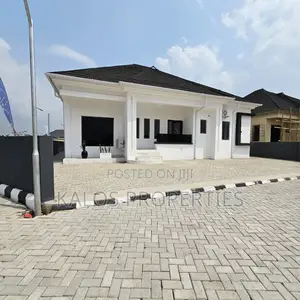 3/4 Bedroom Bungalow for Sale in Saloce Bungalow, Elerangbe