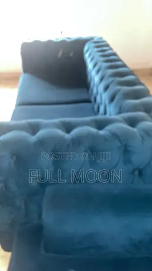 3 Seater Sofa - Standard Brand, Na Amsa