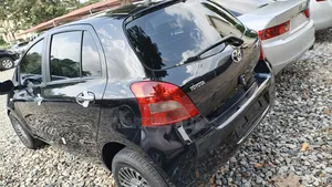 Toyota Yaris 2007 Baki