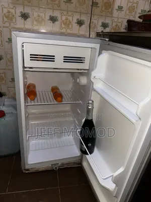 Polystar Firij Mai Tsabta Sosai Na Kan Tebur