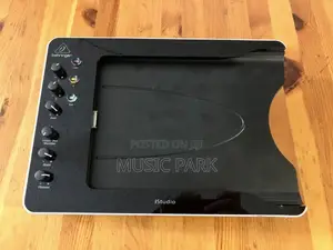 Bebhringer iStudio IS202 iPad Dock & Audio Interface Mai Amfani
