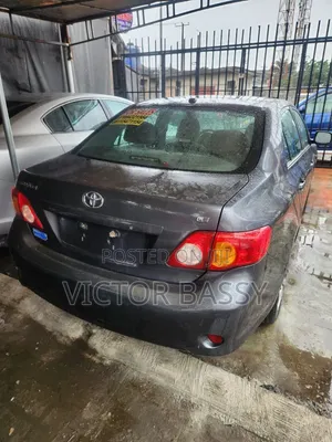 Toyota Corolla 2010 Gray