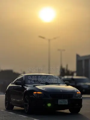 BMW M6 2012 Shuɗi