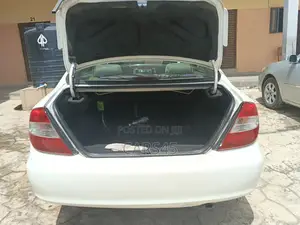 Toyota Camry 2004 White