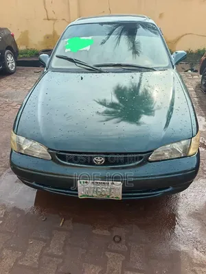 Toyota Corolla 1999 Green