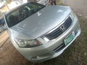 Honda Accord 2009 Silver