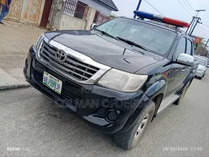 Toyota Hilux 2.0 VVT-i SRX Pickup 2012 Baki