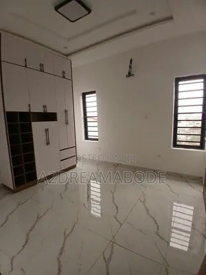 Sabon Gine-gine 4-Bedroom Duplex da BQ a Ogudu GRA don Hayarwa