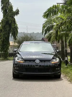 2015 Volkswagen Golf TSI S Hatchback