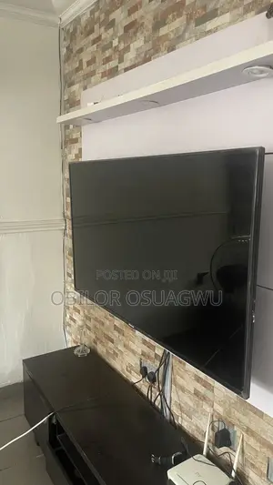 Hisense 55-Inch 4K Ultra HD Smart LED TV