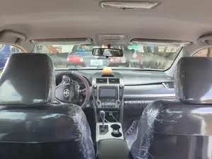 2013 Toyota Camry SE Sedan