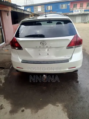 2014 Toyota Venza LE 3.5L SUV - Babu Hatsari