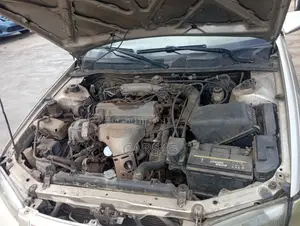 Toyota Camry 1997 Gold