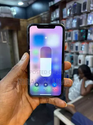 Apple iPhone XR 128GB Baki