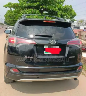 Toyota RAV4 2016 Black