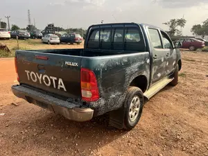 Toyota Hilux 2010 Kore