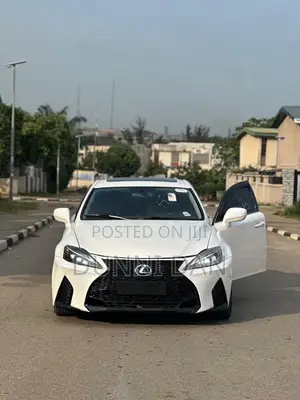 Lexus IS 250 Farar Hula 2009