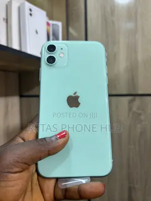 Apple iPhone 11 64GB Blue