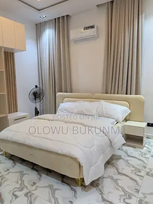 Gidan 5 Bedroom Semi-Detached da Pool, Cinema, Ikeja