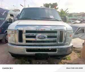 Ford E250 2014 White - Foreign Used