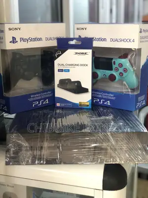 PlayStation 4 Console (Amfani, Shigo Daga UK)