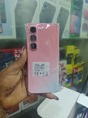 Infinix Hot 60 Pro+ 256GB Rose Gold (Na Amfani, Baturin Yana Da Matsala)