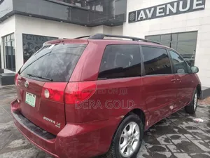 Toyota Sienna 2005 Ja