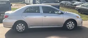 2013 Toyota Corolla LE Sedan - Azurfa