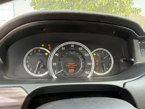 2016 Honda Accord Touring 3.5L V6 Sedan - Amfani Da Ita A Kasashen Waje