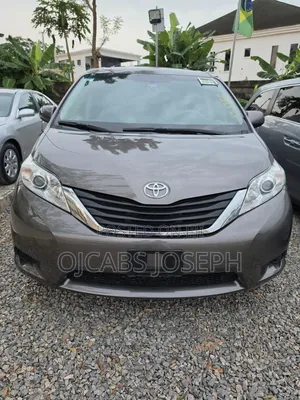 Toyota Sienna LE 8 Passenger 2012 Grey