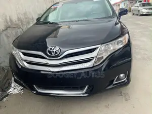 Toyota Venza 2010 Baki