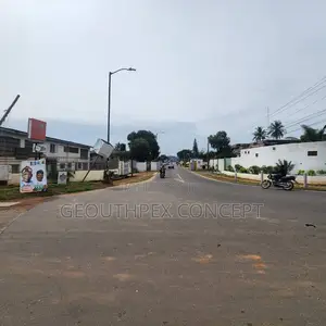 Filin Ƙasa da Ginin da Zai Rushe, Aare, Tsohuwar Bodija Ibadan