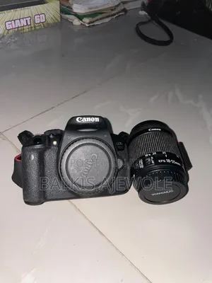 Canon EOS 700D DSLR Camera with 18-55mm Lens & Flash