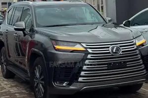 Lexus LX 600 2022 Grey SUV