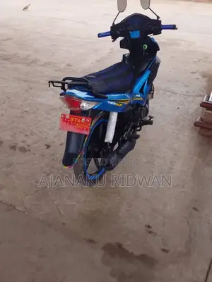 TVS Apache 180 RTR 2024 Blue