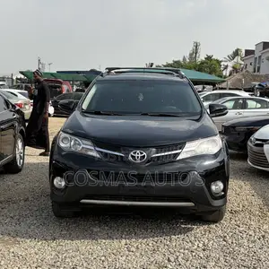 2014 Toyota RAV4 XLE SUV - Belgium Direct