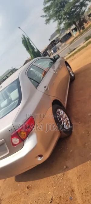 2010 Toyota Corolla Base Gold