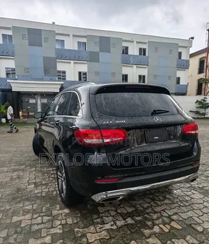 Mercedes-Benz GLC300 2016 Baki